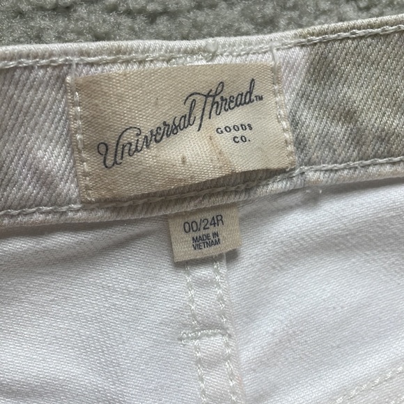 NWOT Universal Thread Watercolor Straight Jeans - Picture 3 of 4